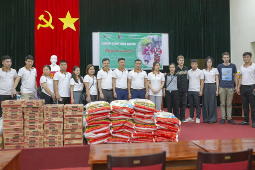 Hiển thị tin tức Thiện nguyện “ Đông ấm vùng cao 2023 ” xã Tân Thành, huyện Bắc Quang, tỉnh Hà Giang .  Hình ảnh tin tức Thiện nguyện “ Đông ấm vùng cao 2023 ” xã Tân Thành, huyện Bắc Quang, tỉnh Hà Giang .